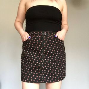 Forever 21 Rose covered denim skirt size 2XL